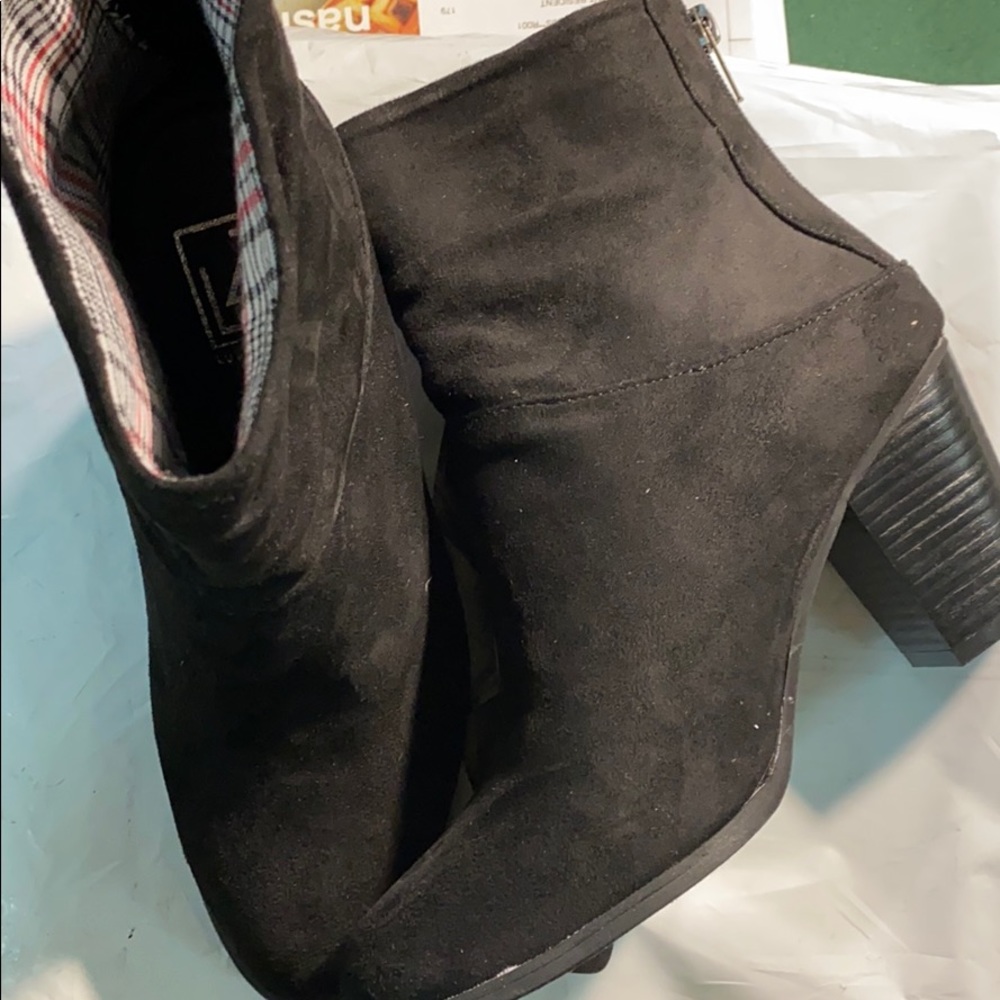 Black boots